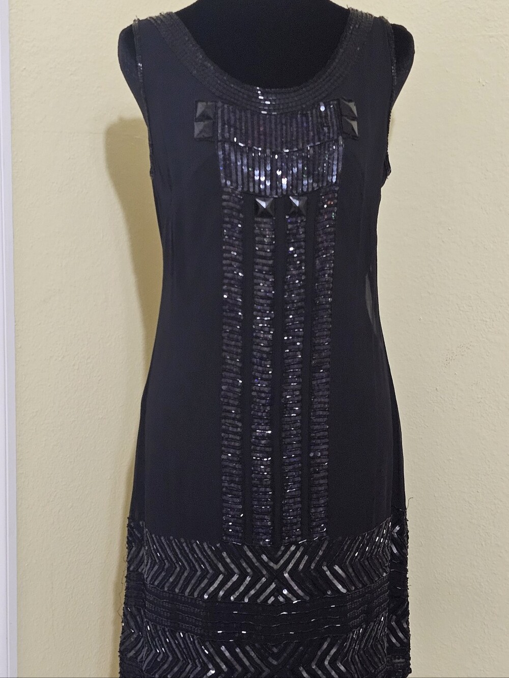 Adrianna Papell Black Sequin Geometric Mini Dress